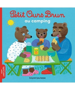 Petit Ours Brun Au Camping