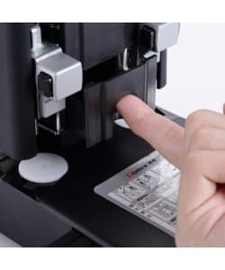 Paper Punch Heavy Duty Comix 150Sh Black B2925 - Image 3